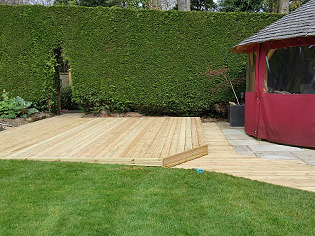 Decking to link Summer House