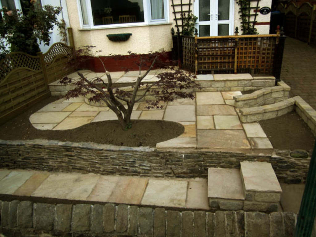 Low Maintenance Front Garden
