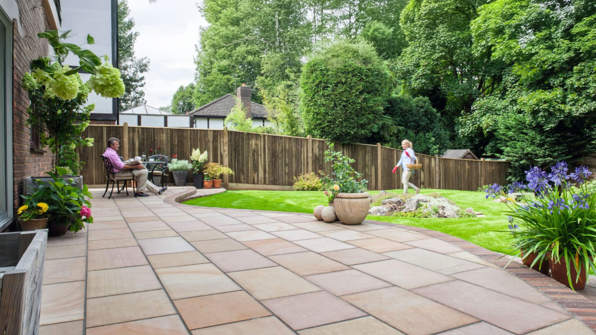 Choosing the right patio for your garden