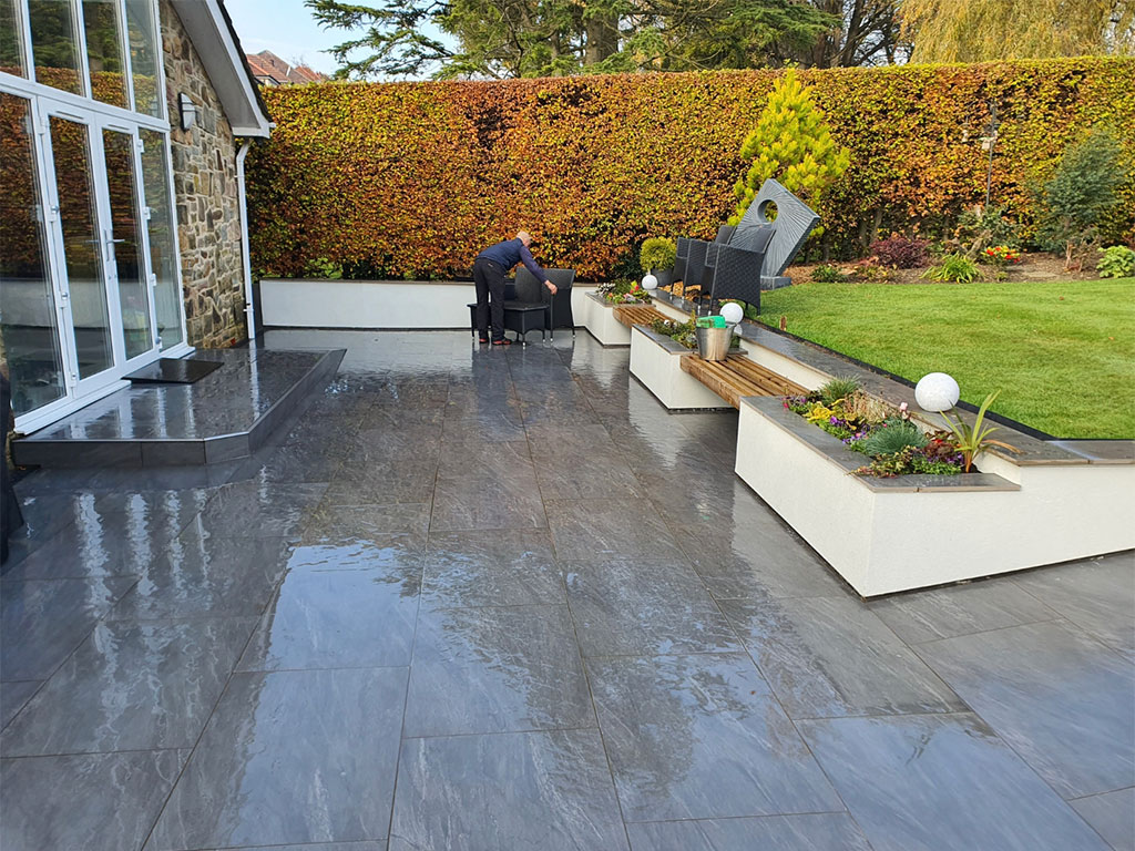 Grey porcelain patio-and stone steps