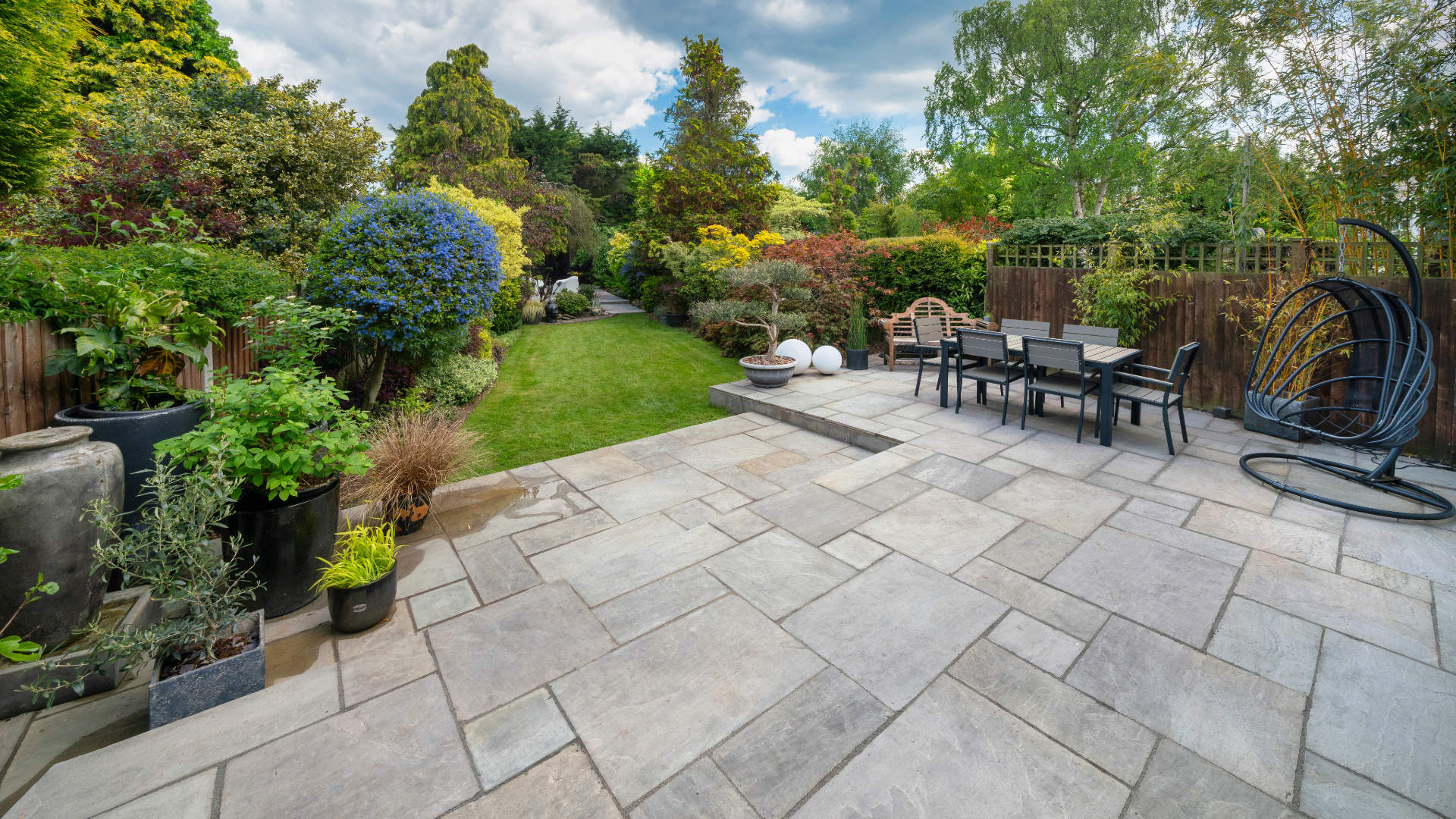 Hire one of the best Sheffield paving companies!